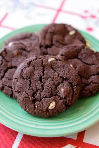 White Chocolate Chip Cookie