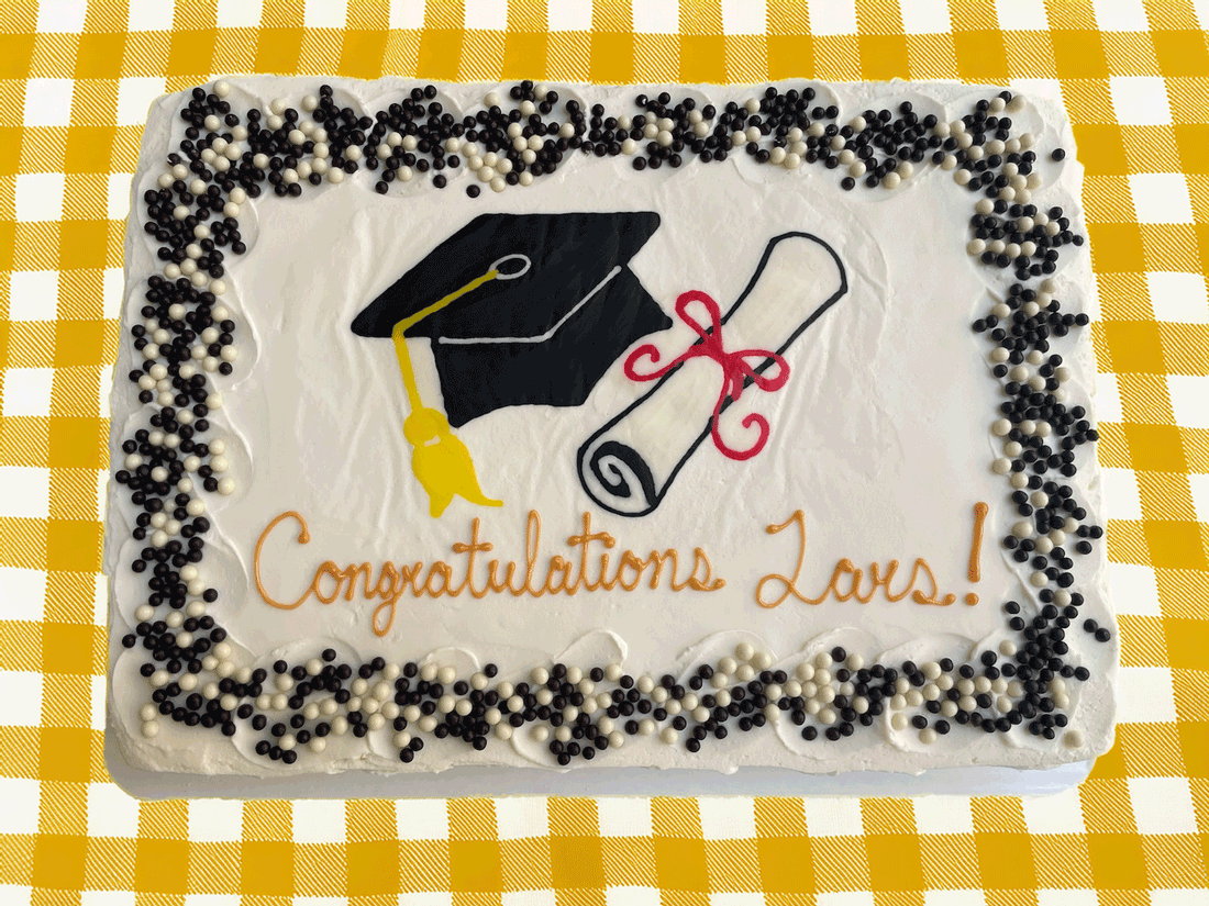 Graduation 2025: Celebrate with Custom Cakes & Cupcakes from Billy’s