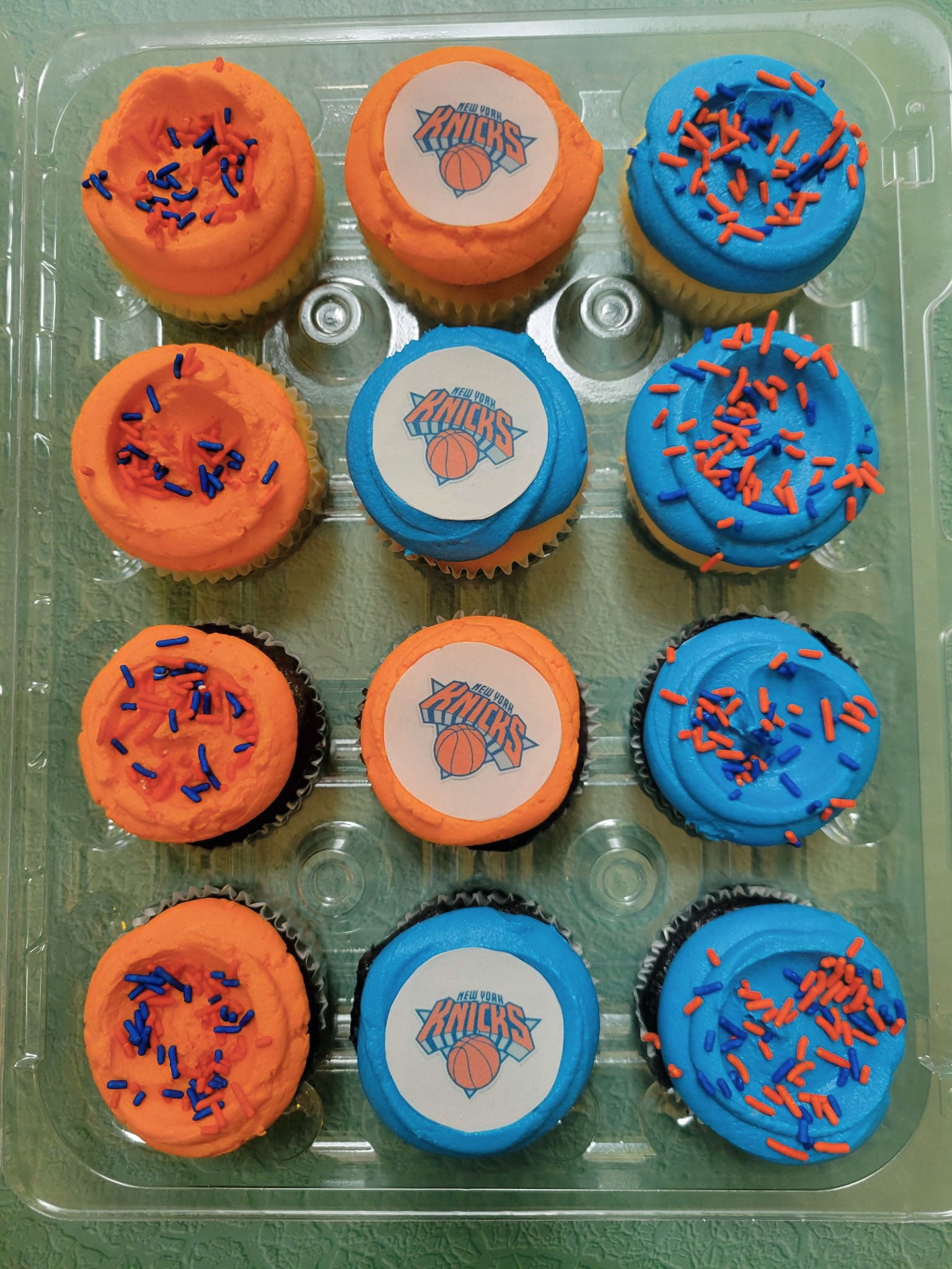 Knicks Cupcakes